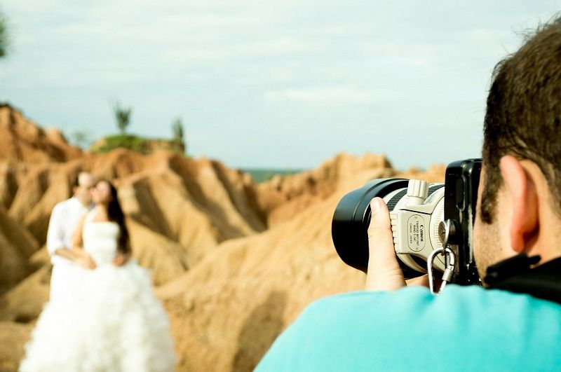 Wedding photography tips