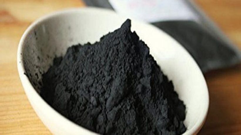 How to use activated charcoal to treat skin disorders