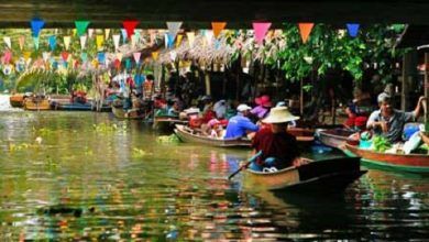 Khlong lat mayom floating market