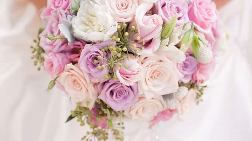 How to save money on your wedding