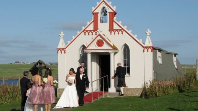 5 Wedding Guest Style Rules to Know