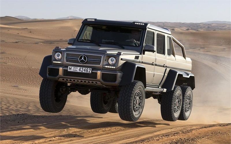 discover the Mercedes G Class