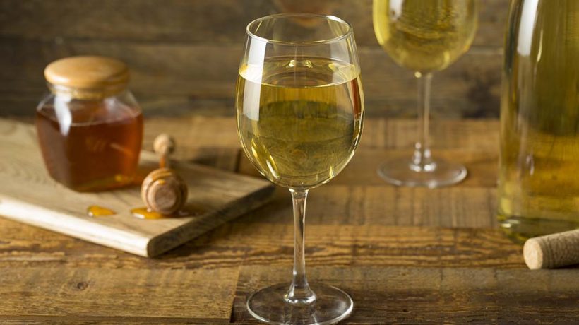 How to make mead yourself without wasting money
