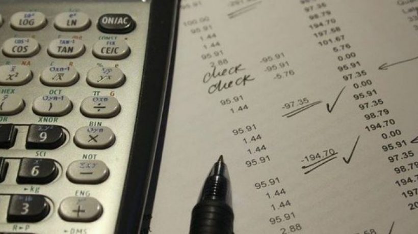 How to Manage Your Expenses and Save Money