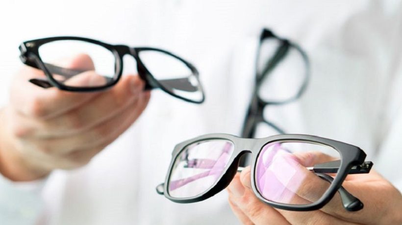 How to replace eyeglass lenses?