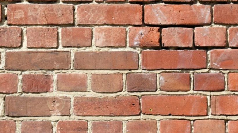 Do’s and Don’ts of Masonry Tuckpointing: Tips to Ensure a Successful Job