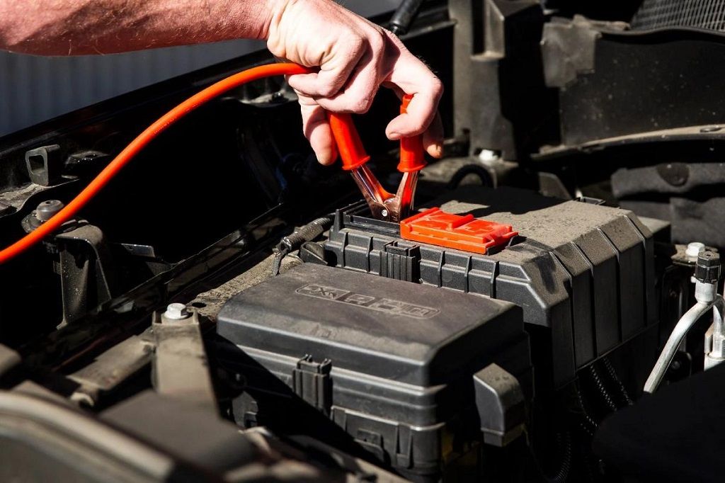 how do car battery chargers work