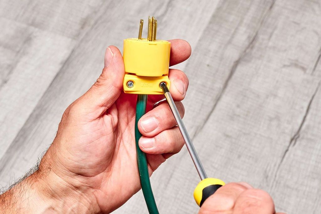 DIY Repair of Damaged Power Tool Cords and Plugs